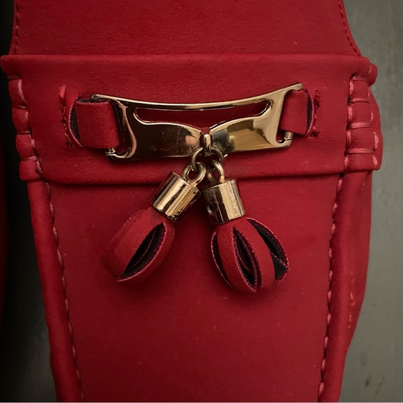 Z . Vaughn Red Mens  Loafers - Picture 4 of 15